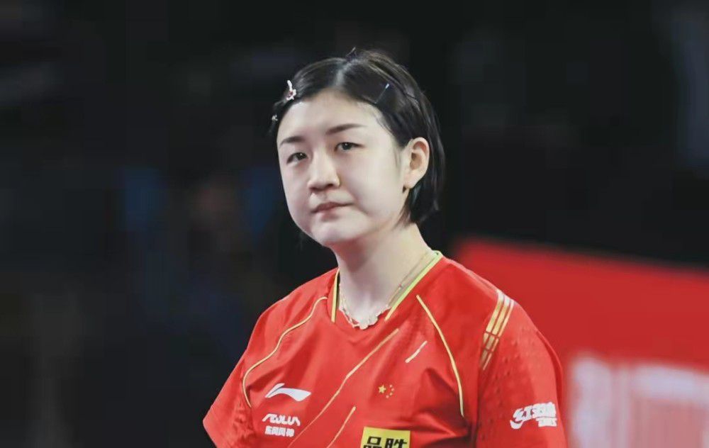 过去24小时里从德国传出了一些重磅消息，是关于拜仁希望全力签下巴萨后卫阿劳霍的，就和很多转会一样，这件事也有很多方面。